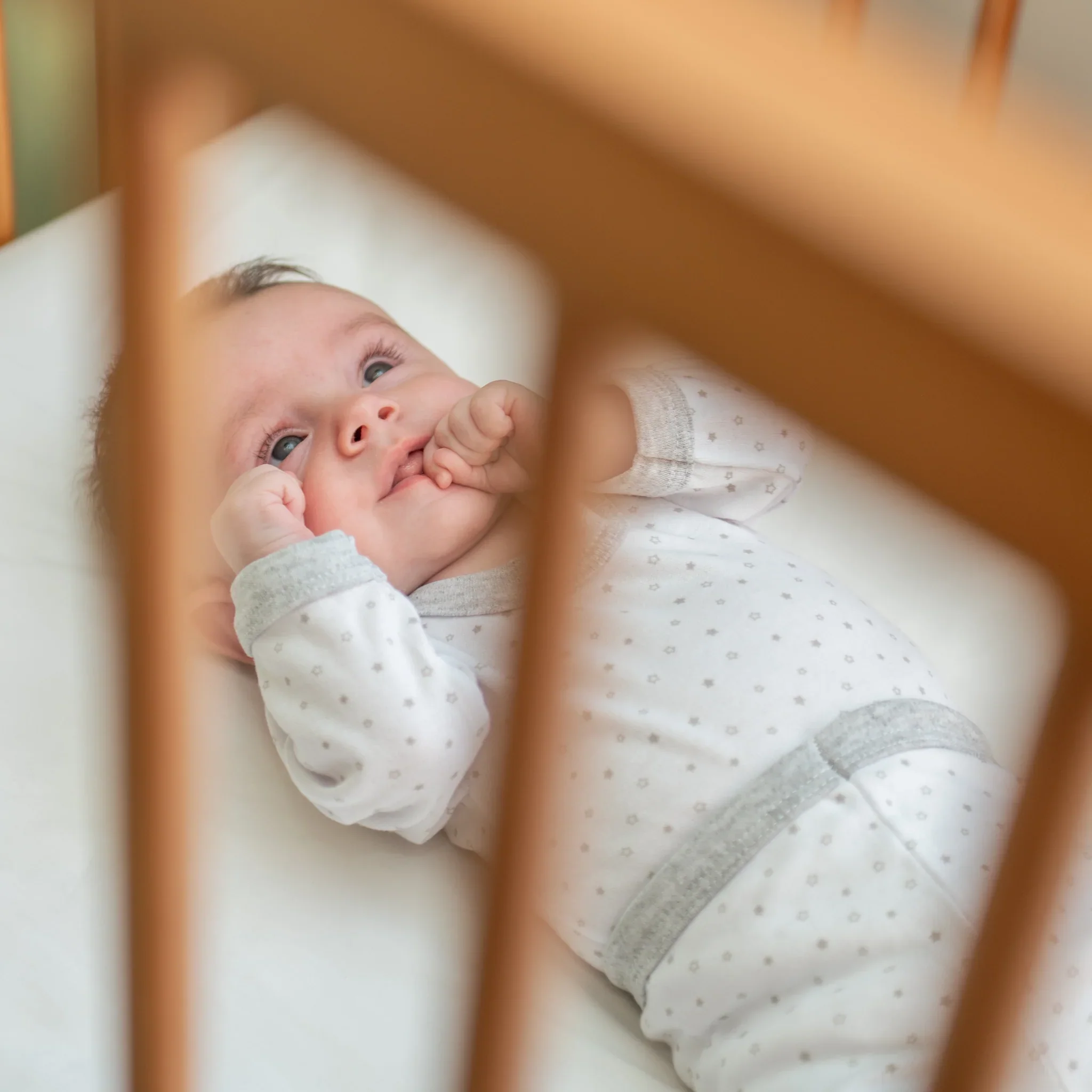 Ajuar de Guagua - Estrellas Grises | Algodones - Imagen 4