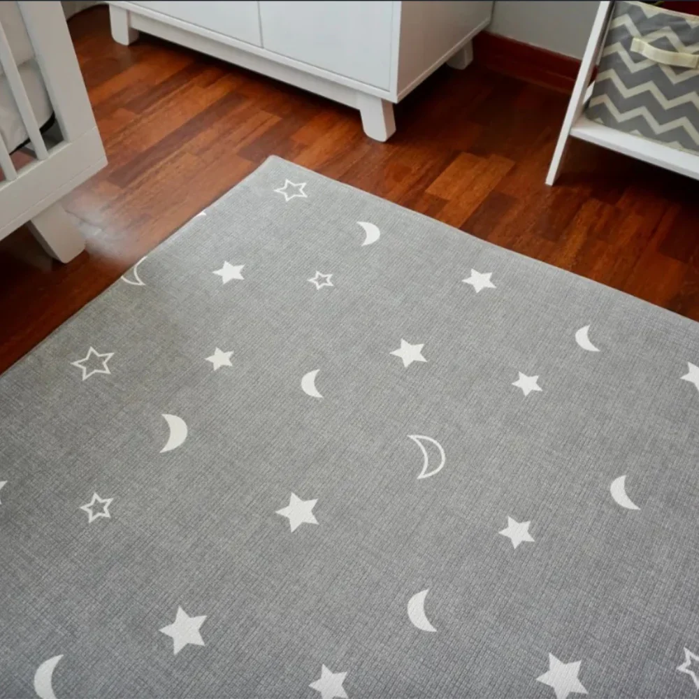 Alfombra de Juego Reversible y Antigolpes - Estrellas | Oruga Kids - Imagen 3
