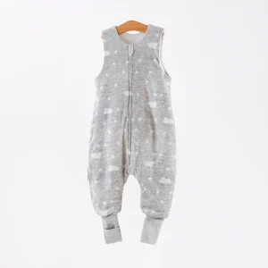 Saco de Dormir con pies - Nubes - TOG 1 | Mamás Mateas