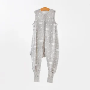 Saco de Dormir con pies - Nubes - TOG 0.5 | Mamás Mateas