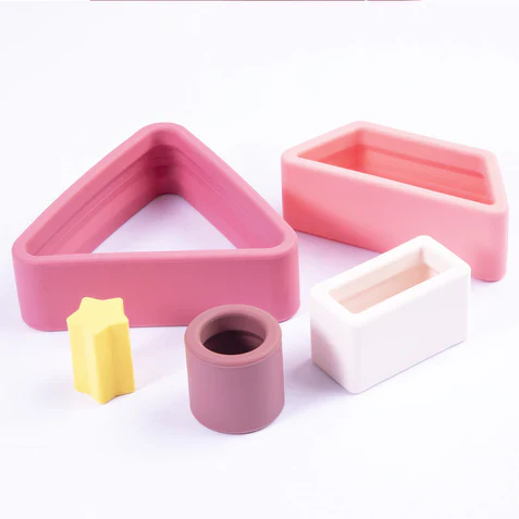 Juguete Montessori Geometría Silicona - Rosa | Bebesit - Imagen 3