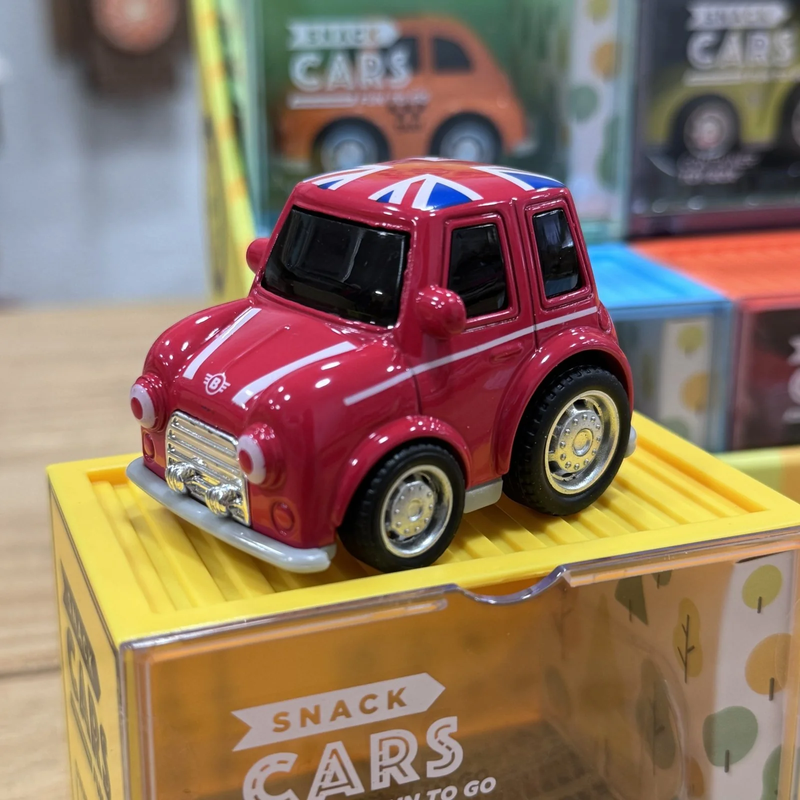 COCHE DE JUGUETE SNACK CARS ·BRITISH CAR·