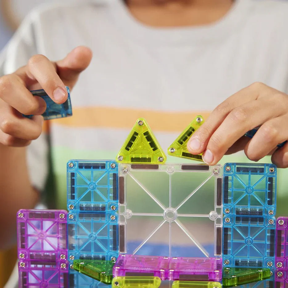 JUEGO MAGNÉTICO DE CONSTRUCCIÓN MAGNA-TILES ·MICROMAGS 55 PIEZAS· - Imagen 5
