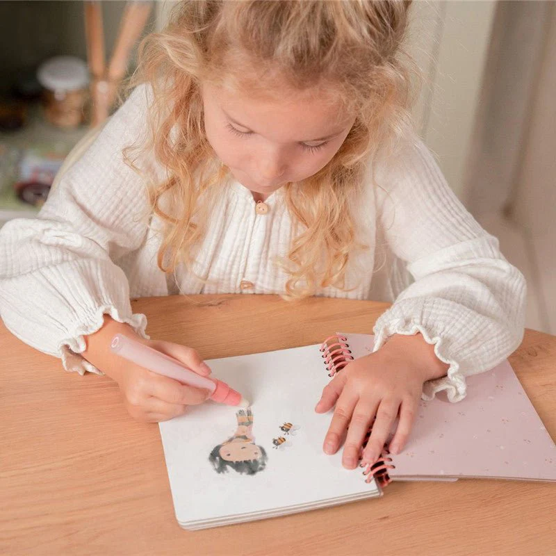 LIBRO MÁGICO COLOREAR LITTLE DUTCH ·ROSA & FRIENDS· - Imagen 7