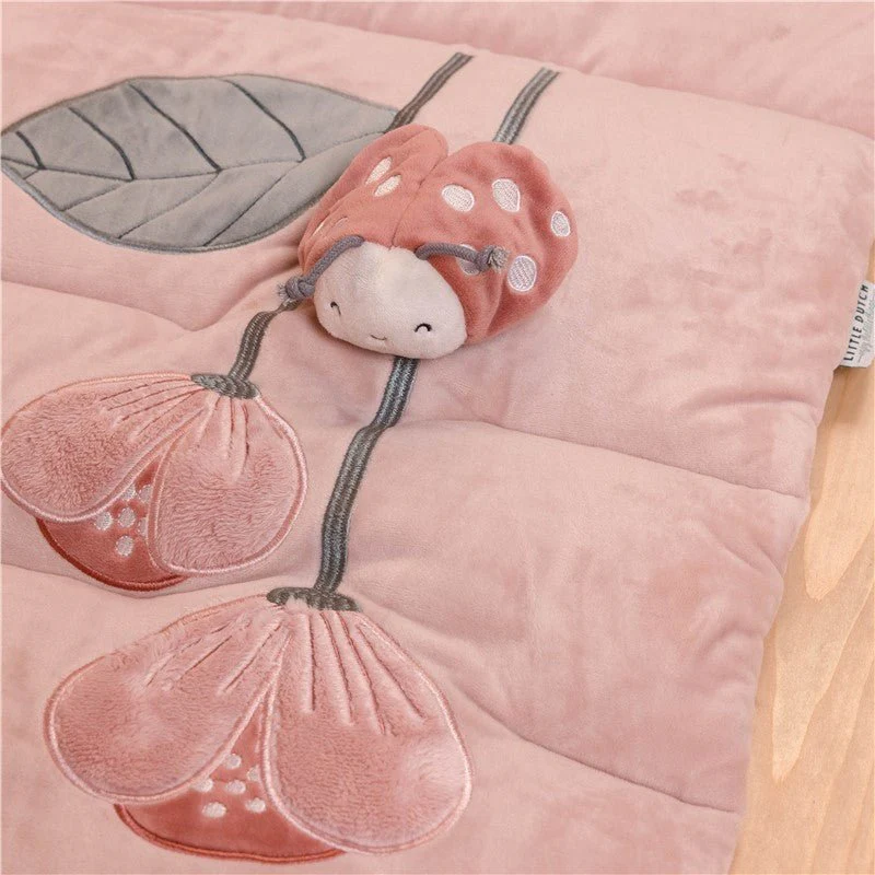 MANTA DE JUEGO SENSORIAL Y ACTIVIDADES LITTLE DUTCH ·FLORES· - Imagen 4