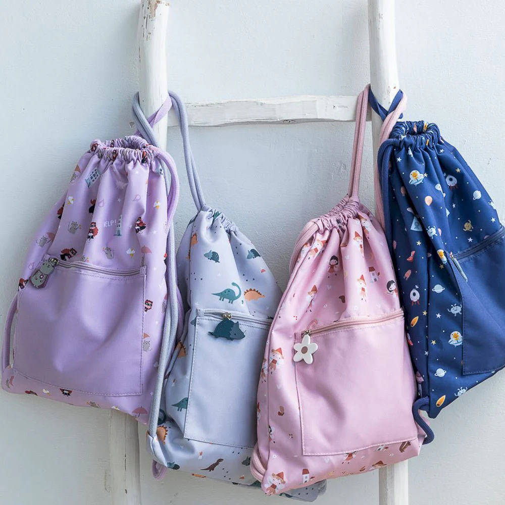 MOCHILA SACO IMPERMEABLE TUTETE ·DINOS WORLD· - Imagen 3