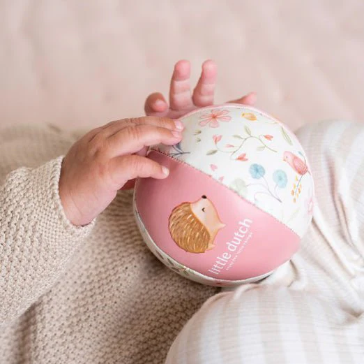 PELOTA MINI BLANDITA LITTLE DUTCH ·FAIRY GARDEN· - Imagen 3