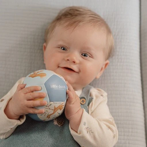 PELOTA MINI BLANDITA LITTLE DUTCH ·FOREST FRIENDS· - Imagen 2