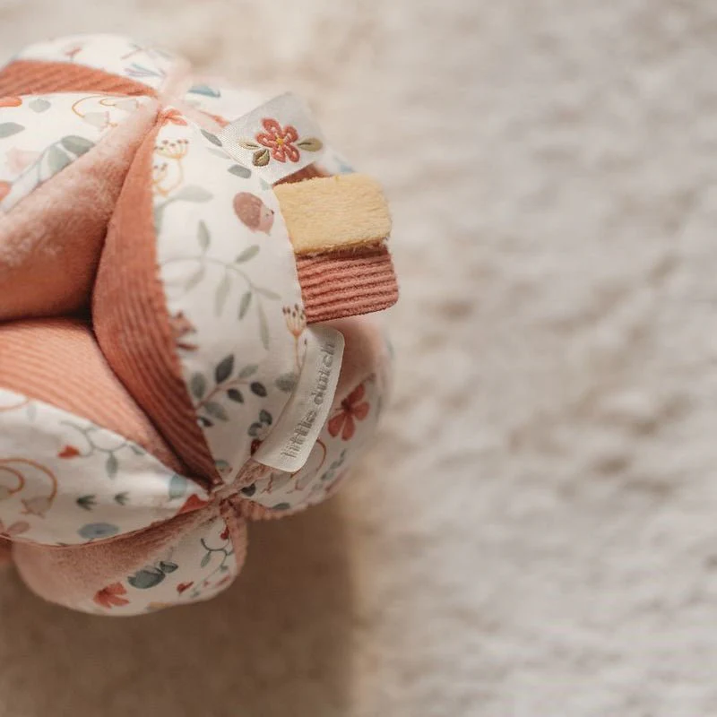 PELOTA MONTESSORI LITTLE DUTCH ·FAIRY GARDEN· - Imagen 7