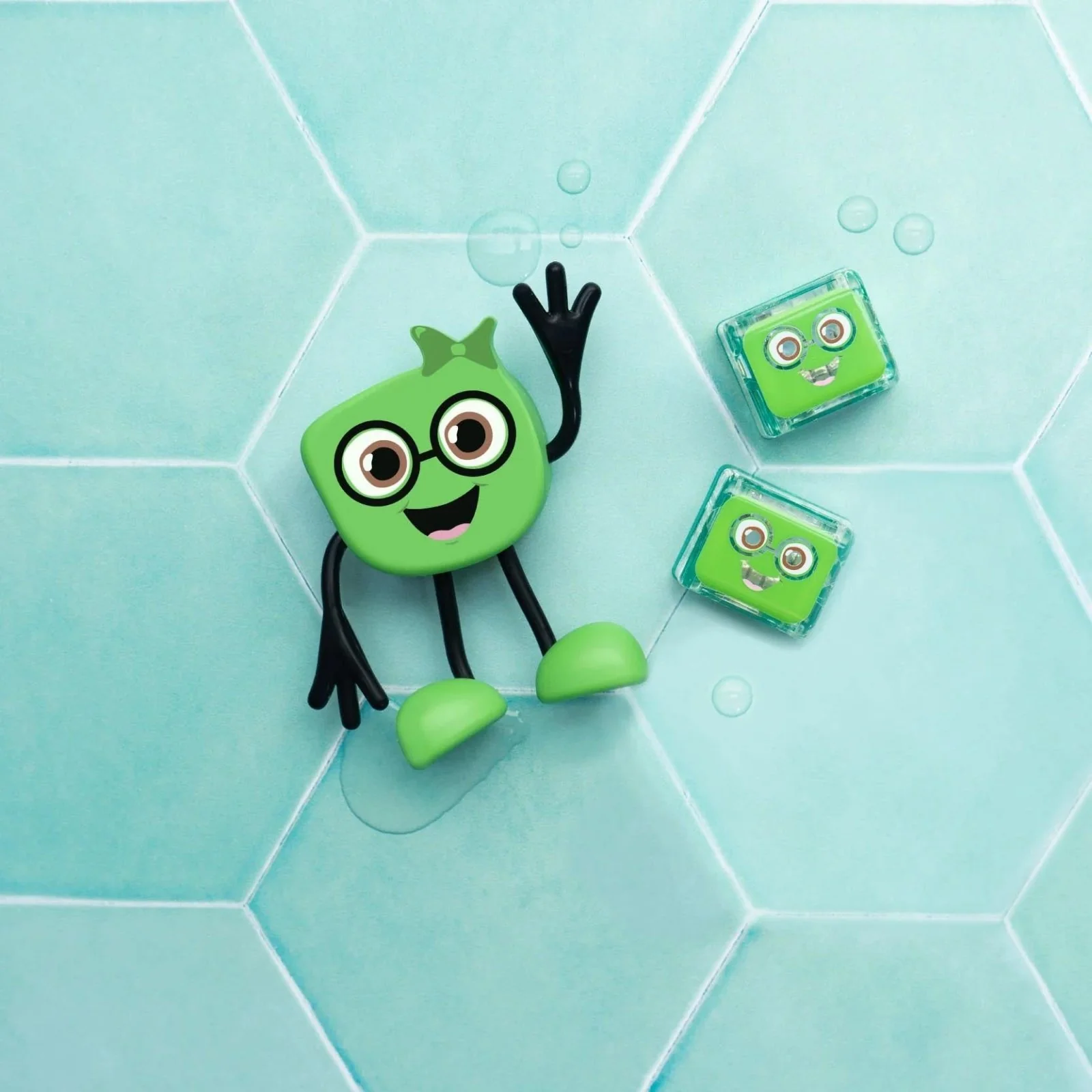 PERSONAJE Y 2 CUBOS DE LUZ PARA EL BAÑO GLOPALS ·PIPPA VERDE· - Imagen 2