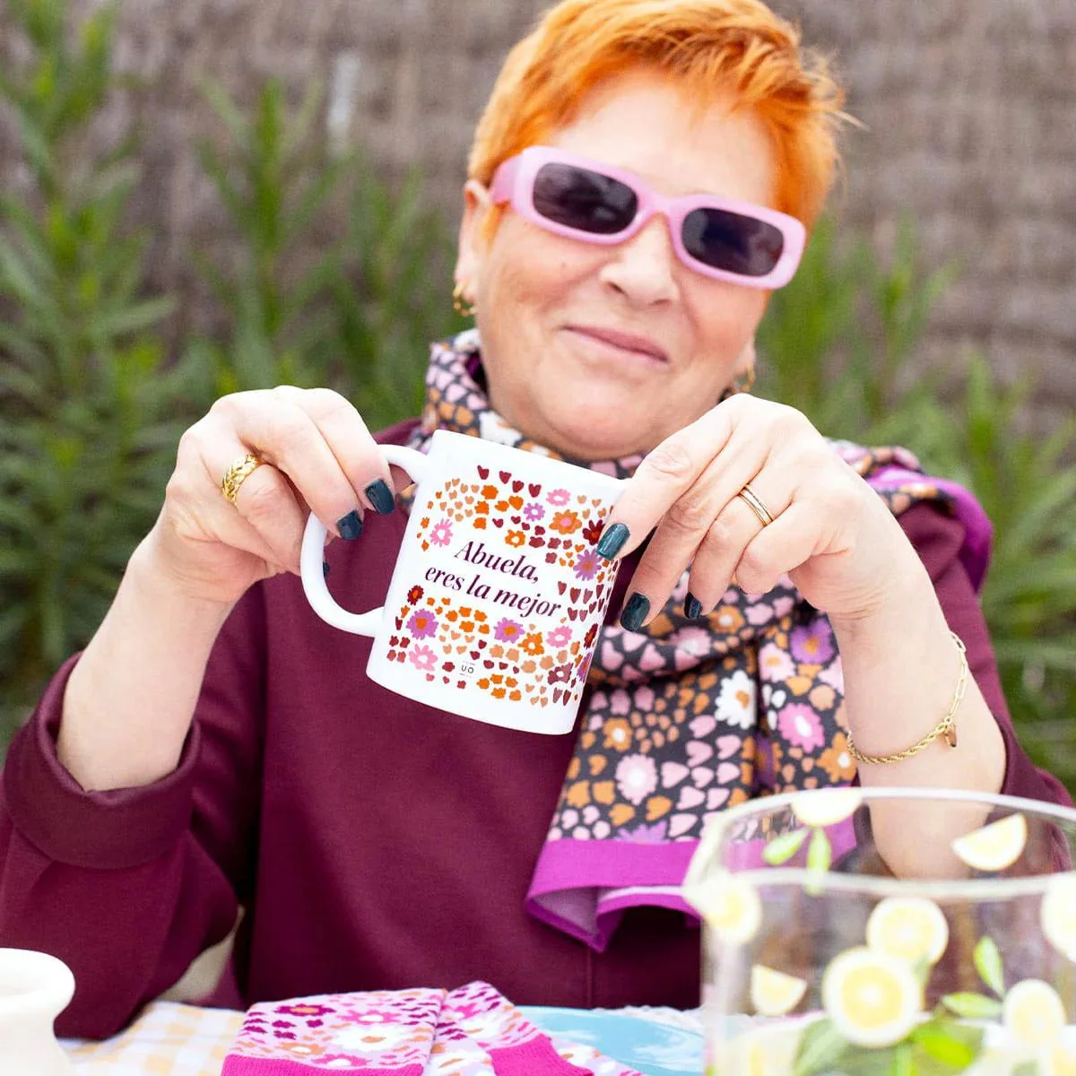TAZA UO ·ABUELA ERES LA MEJOR· - Imagen 2